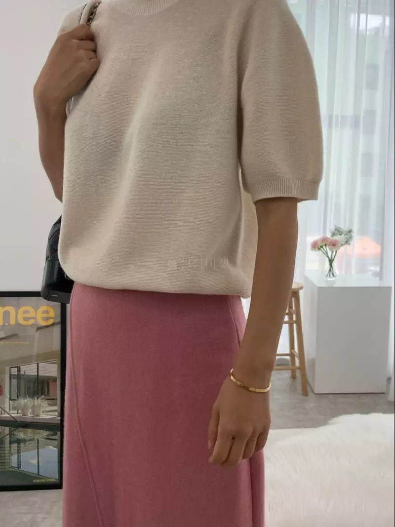 Fifty - Korean Women Fashion - #womensfashion - Whole Gament Short Sleeves Knit Tee - 2