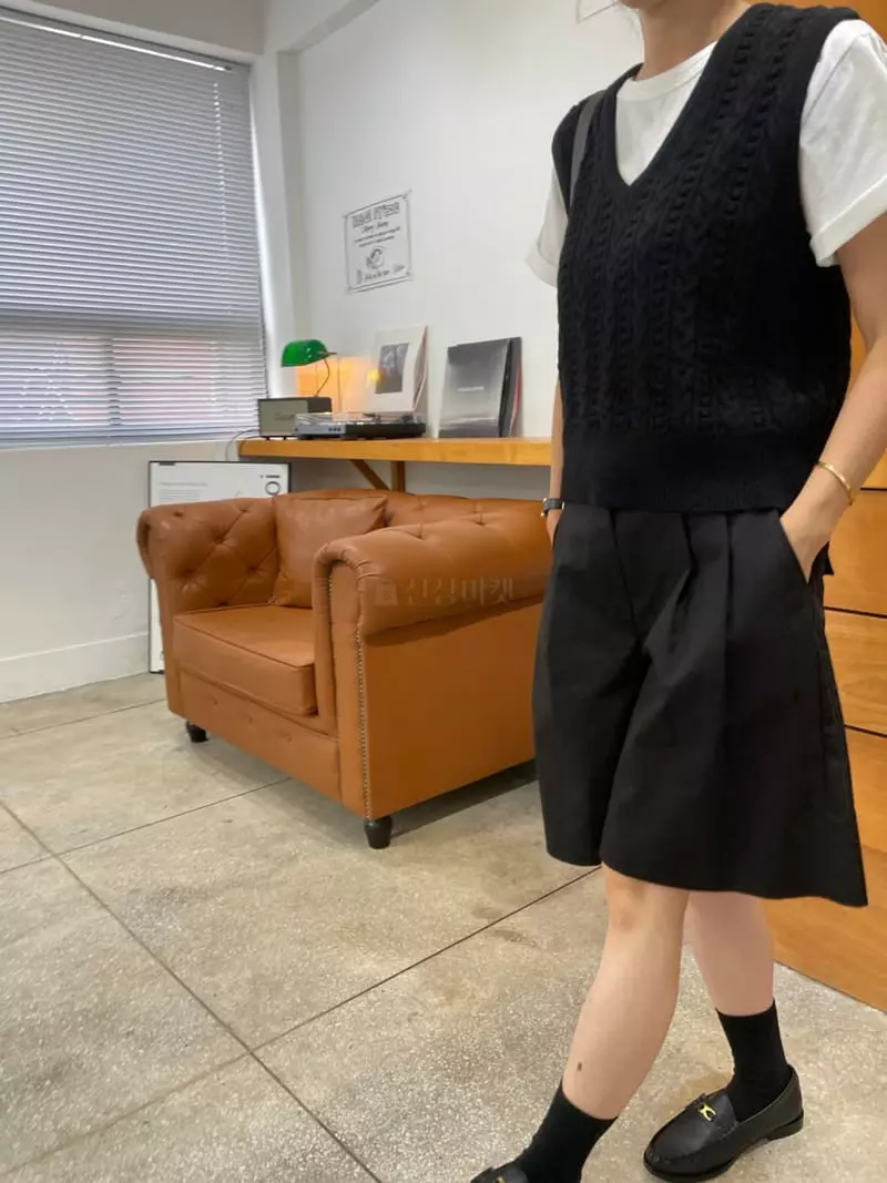 Fifty - Korean Women Fashion - #womensfashion - Twist Vest - 5