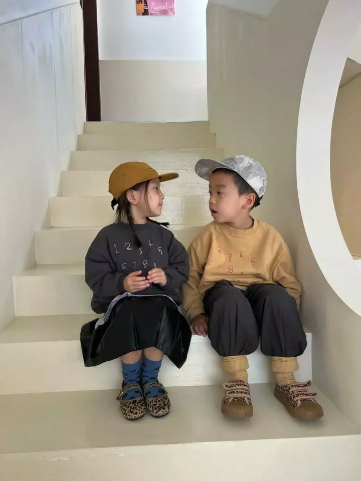 Fine Studio - Korean Children Fashion - #Kfashion4kids - Number Sweatshirt