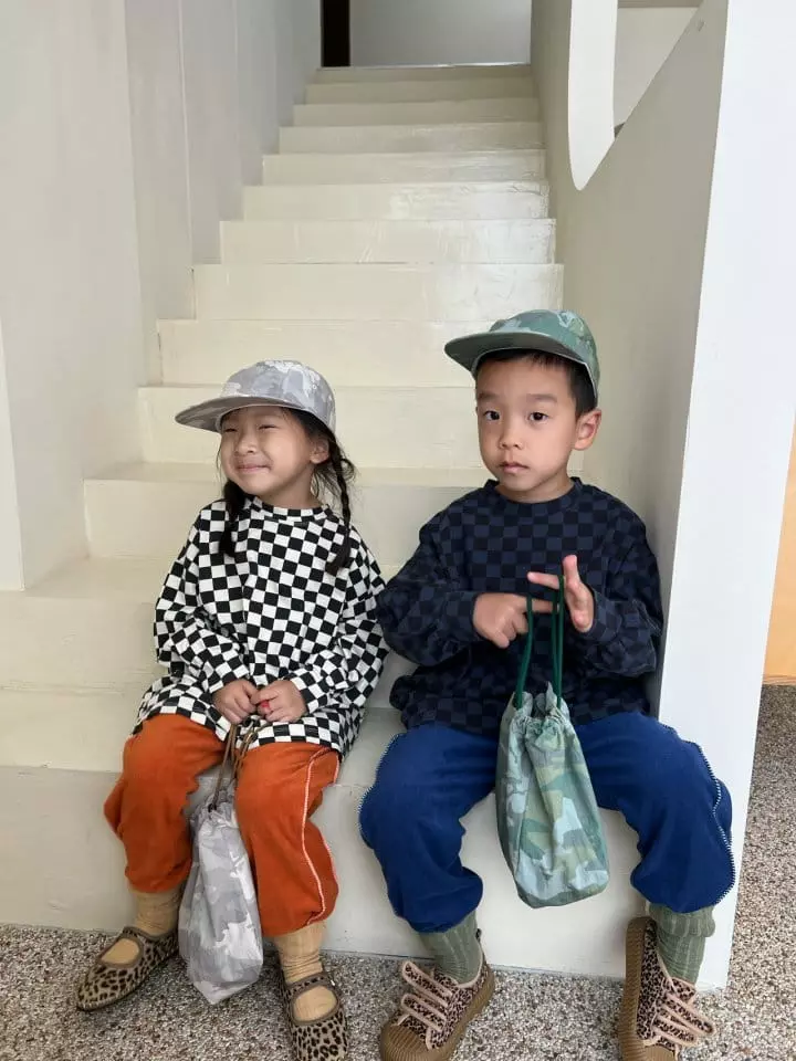 Fine Studio - Korean Children Fashion - #childofig - Chess Loose Tee - 11