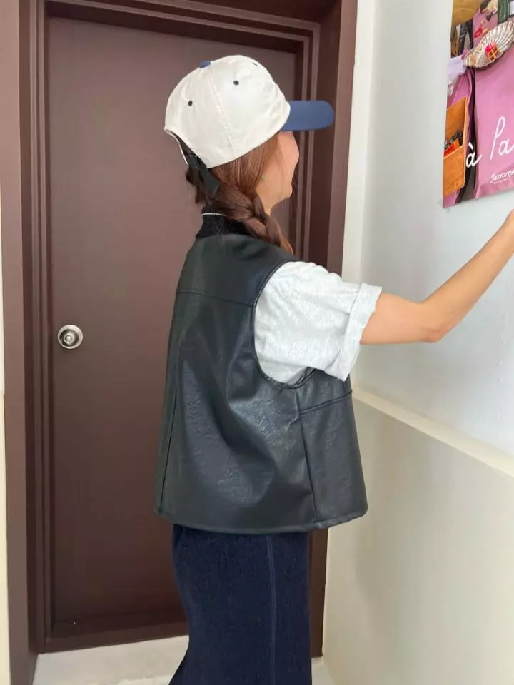 Fine Studio - Korean Children Fashion - #discoveringself - Leather Vest - 9