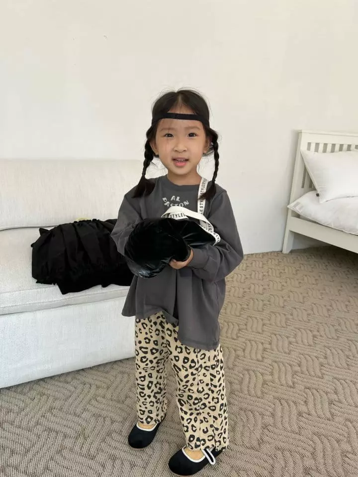 Fine Studio - Korean Children Fashion - #kidsshorts - Leopard Pants - 8