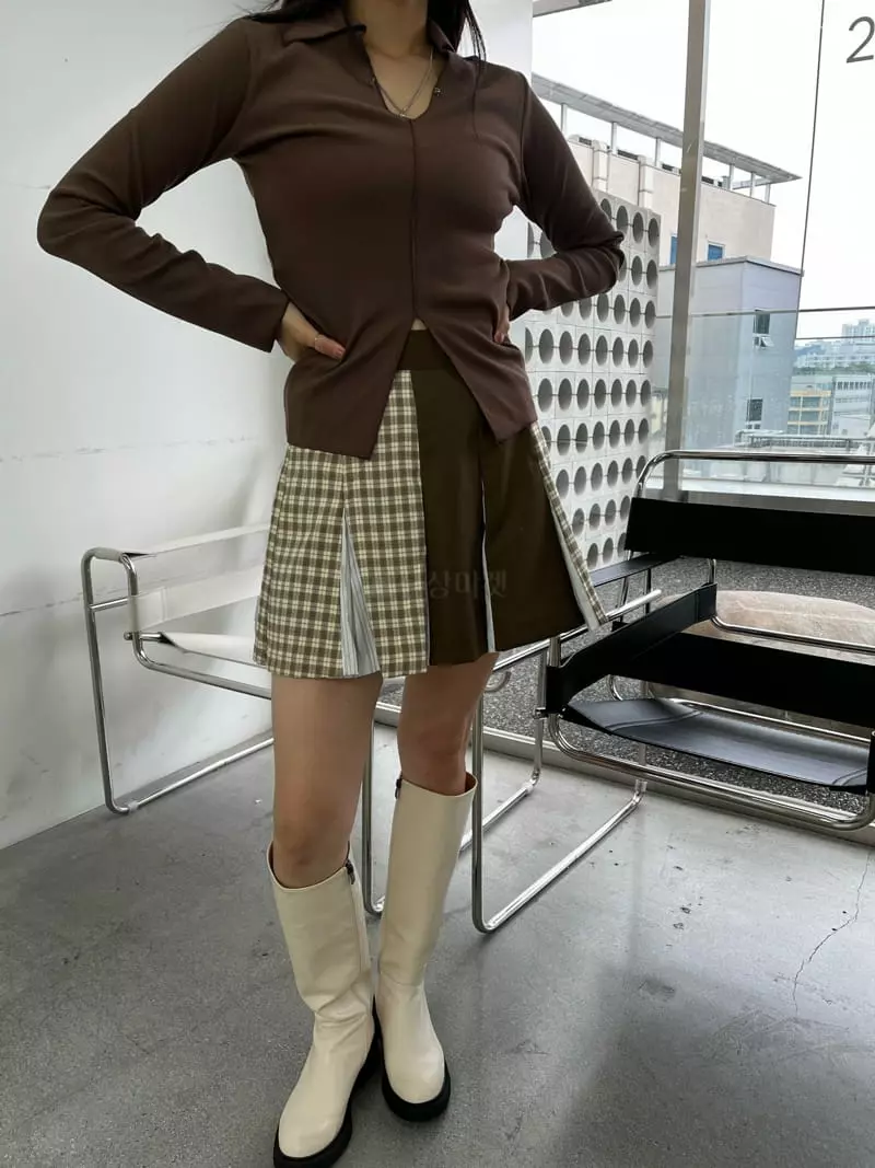 Flipar - Korean Women Fashion - #momslook - Collar Slit Tee - 9