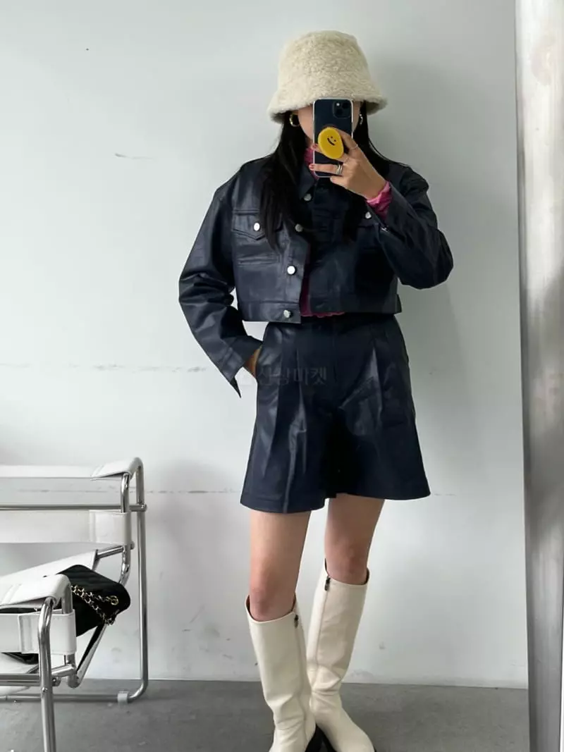 Flipar - Korean Women Fashion - #womensfashion - Coatting Half Shorts - 6
