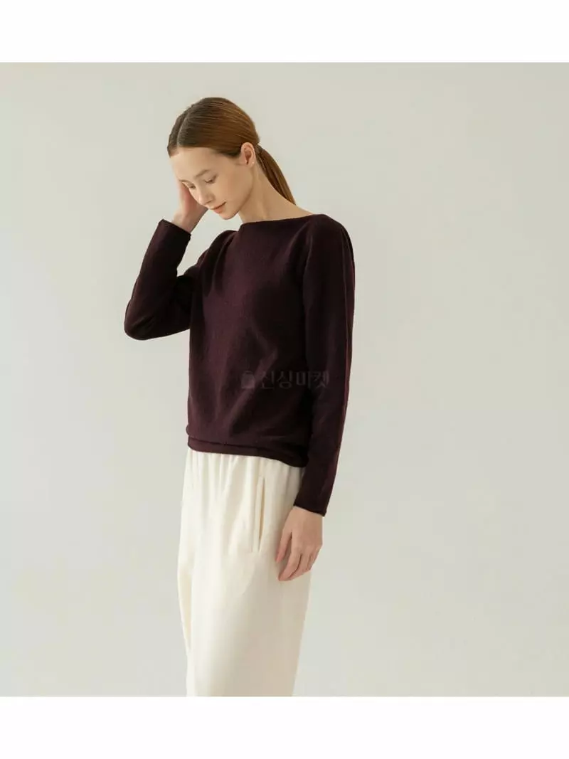 Floaty - Korean Women Fashion - #momslook - Whole Gament Shopie Knit Tee - 5