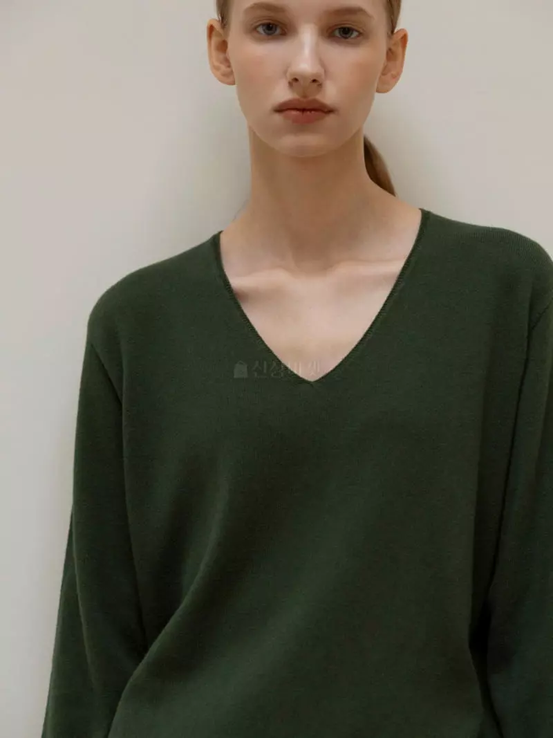 Floaty - Korean Women Fashion - #momslook - Whole Gament Maxy V Knit - 4