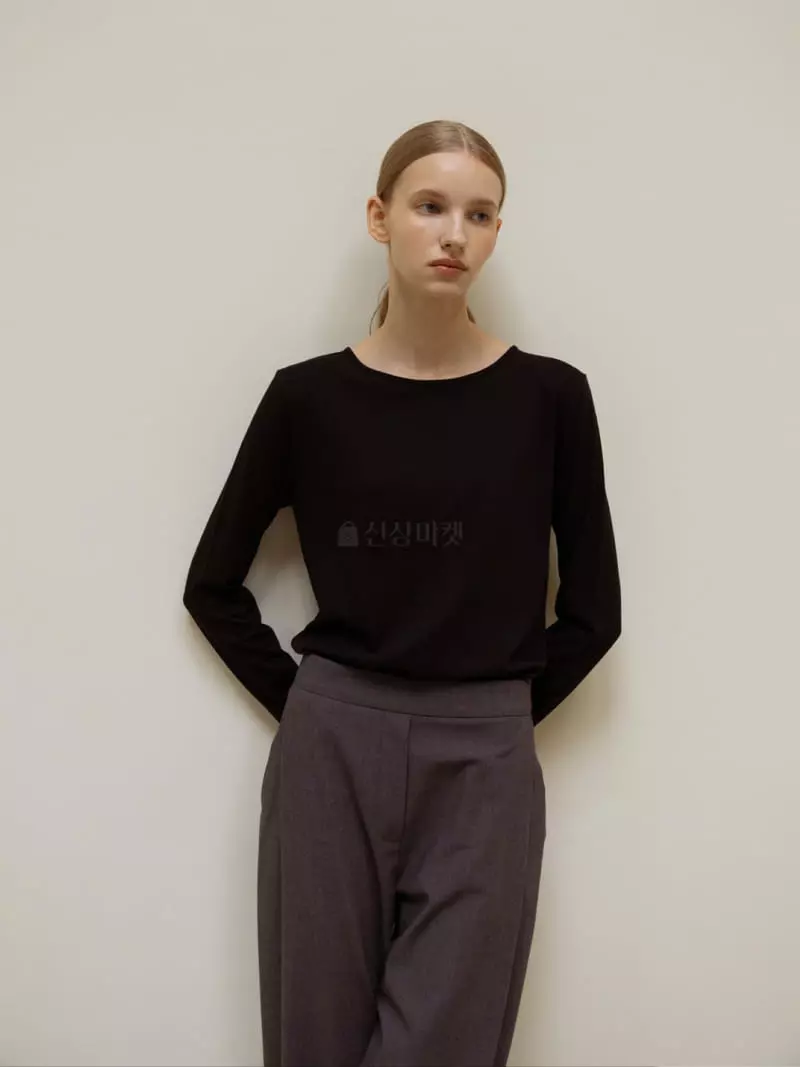 Floaty - Korean Women Fashion - #momslook - Base Tee - 7