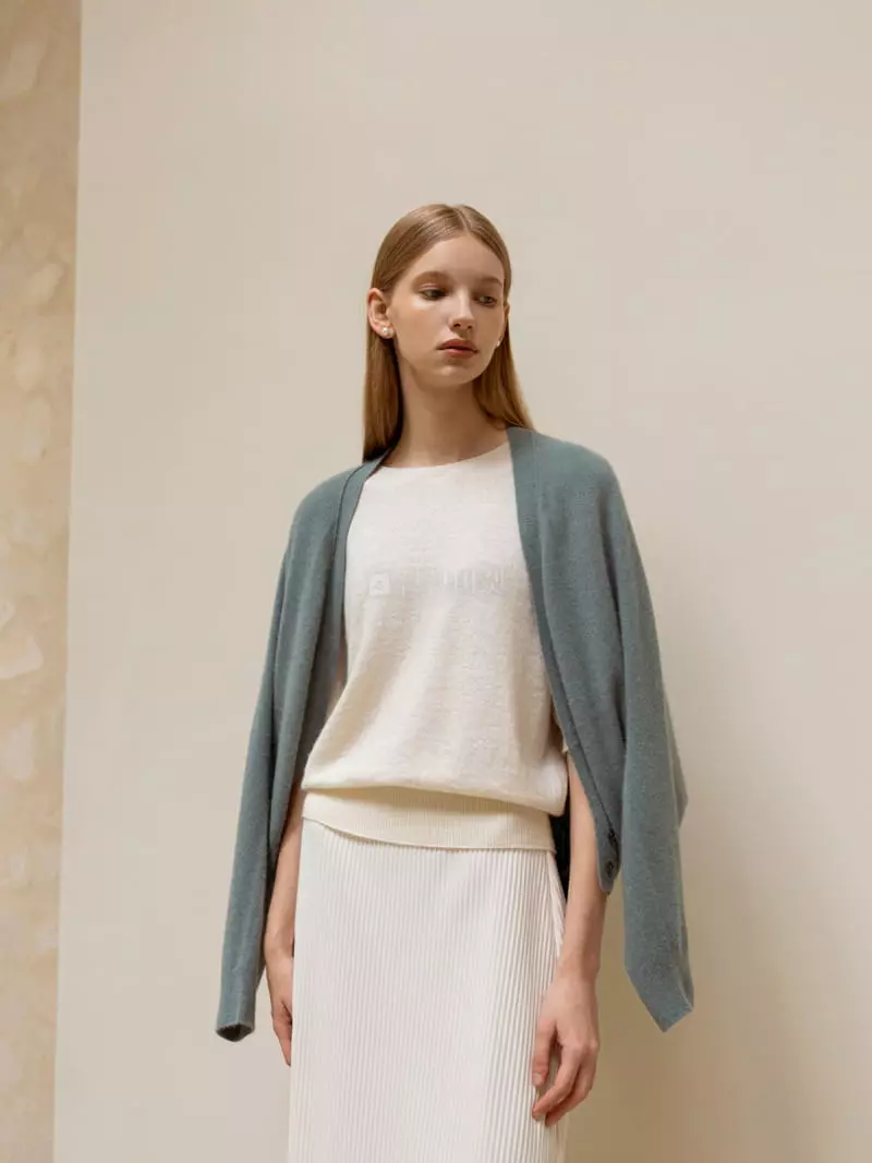 Floaty - Korean Women Fashion - #restrostyle - Whole Gament Racoon Cardigan - 6