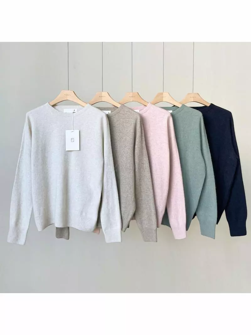 Floaty - Korean Women Fashion - #romanticstyle - Whole Gament Racoon Mira Knit Tee - 6