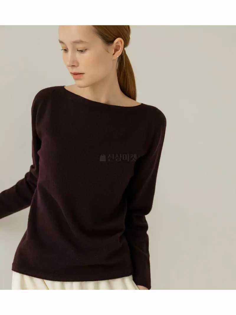 Floaty - Korean Women Fashion - #momslook - Whole Gament Shopie Knit Tee - 4