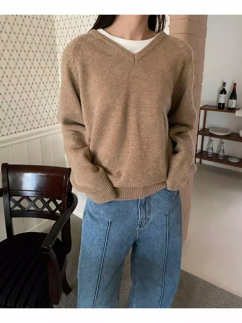 Floor - Korean Women Fashion - #momslook - V Knit Tee - 6