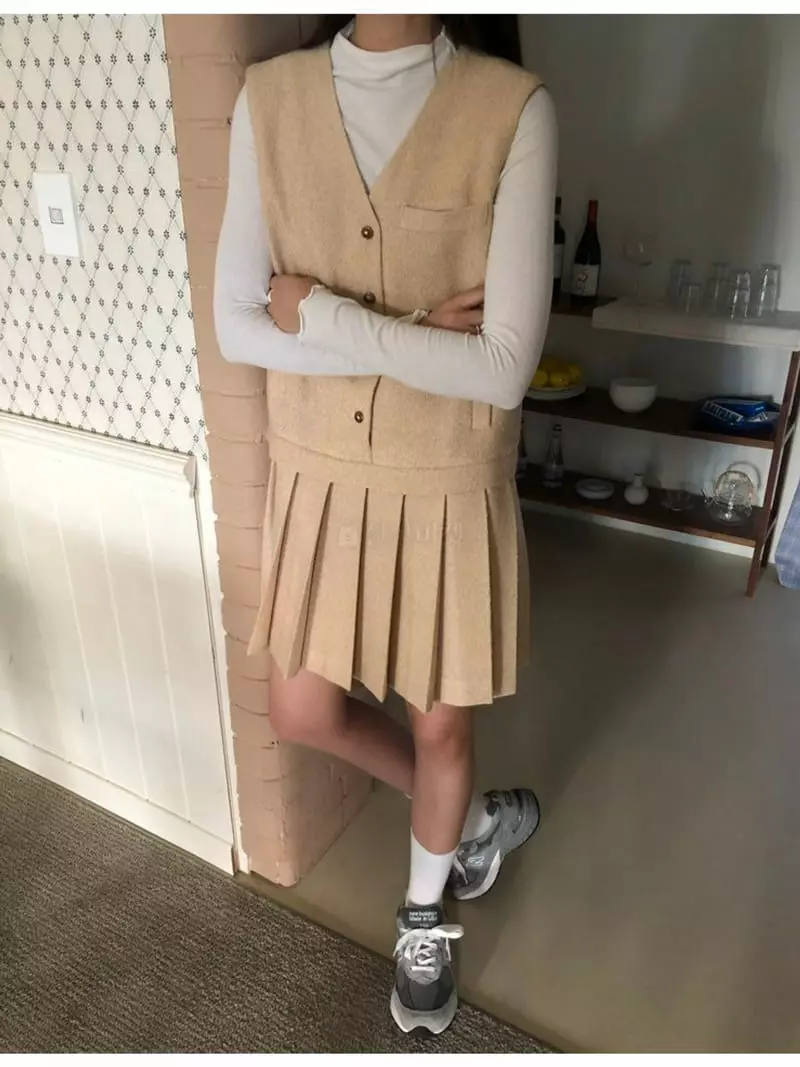Floor - Korean Women Fashion - #momslook - Benny One-piece