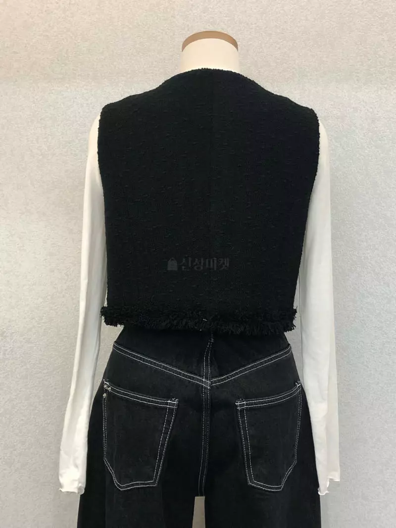 Floor - Korean Women Fashion - #momslook - Dona Twid Vest Jacket - 12