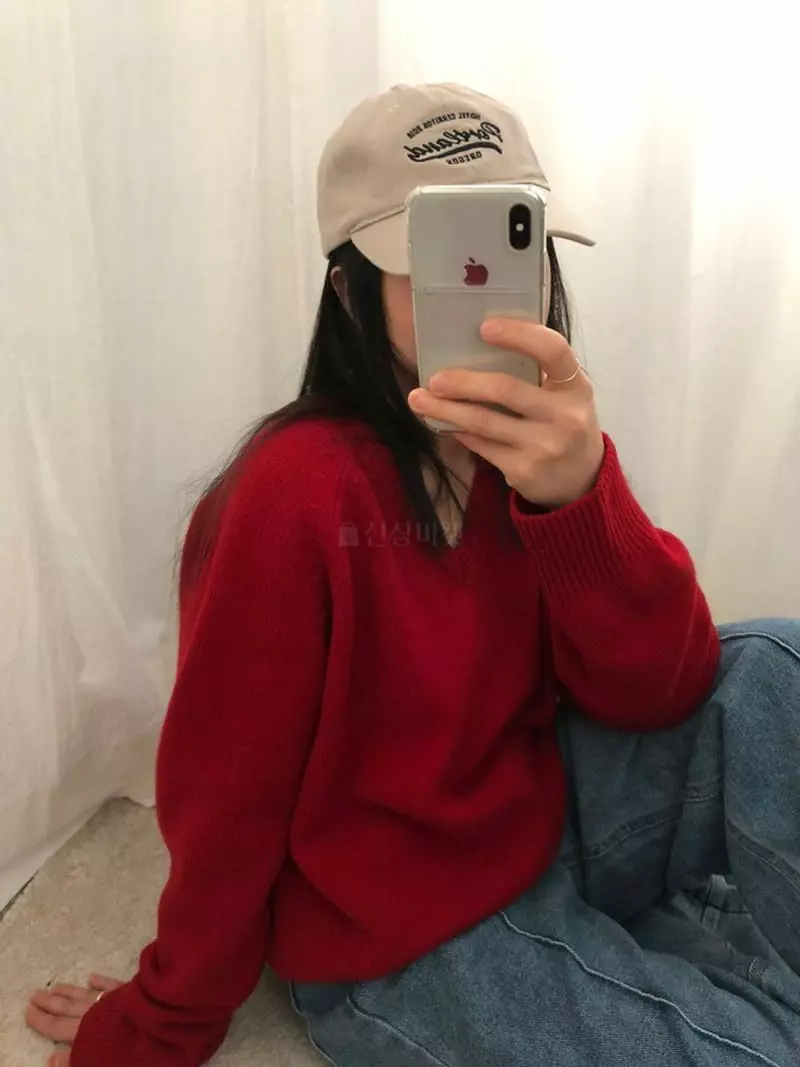 Floor - Korean Women Fashion - #pursuepretty - V Knit Tee - 11