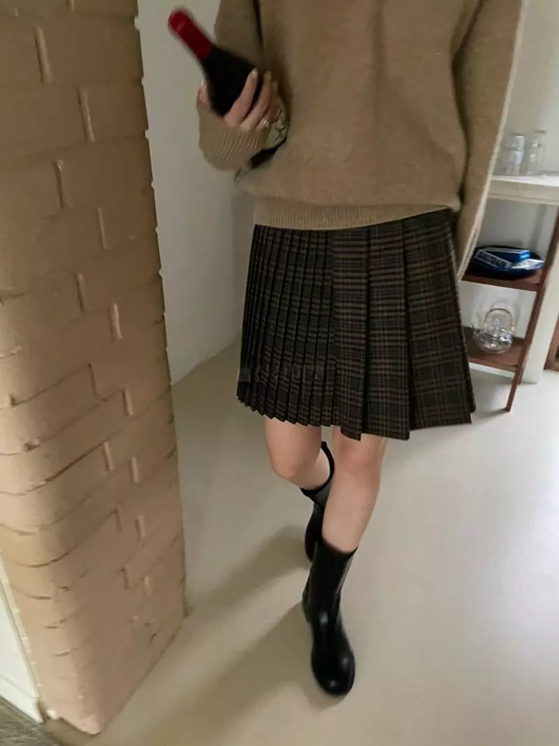 Floor - Korean Women Fashion - #romanticstyle - Wrap Check Skirt - 3
