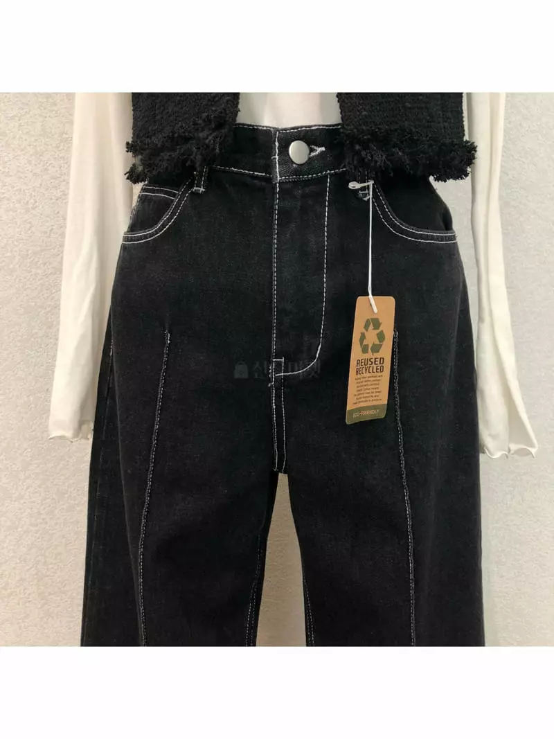 Floor - Korean Women Fashion - #womensfashion - Pintuck Cycle Jeans - 5