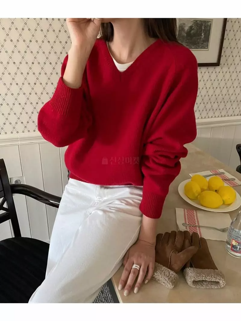Floor - Korean Women Fashion - #momslook - V Knit Tee - 4