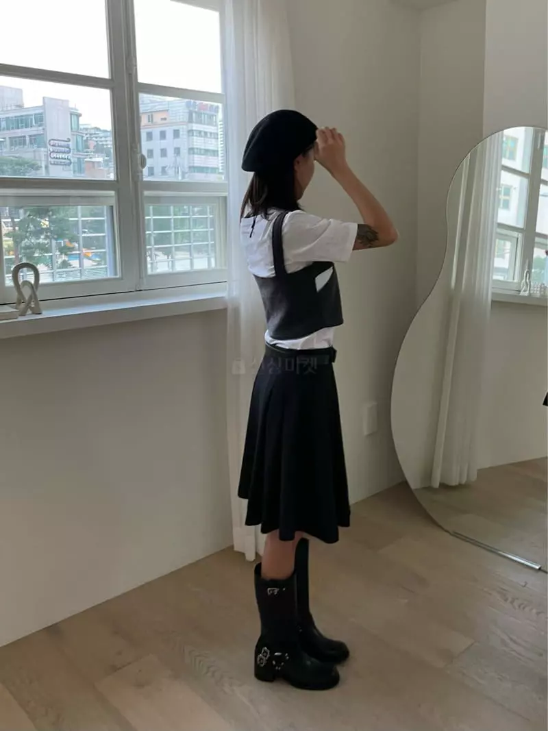 Fossette - Korean Women Fashion - #momslook - Angora Slit Vest
