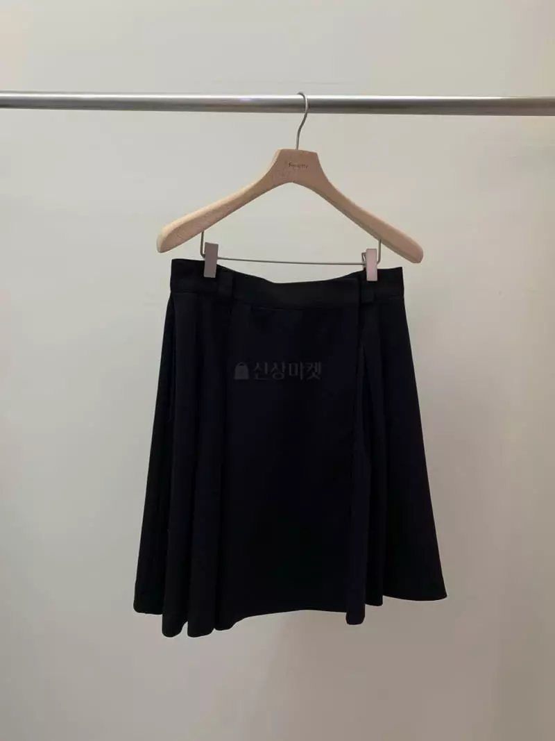 Fossette - Korean Women Fashion - #momslook - Pleat Wrap Skirt - 3