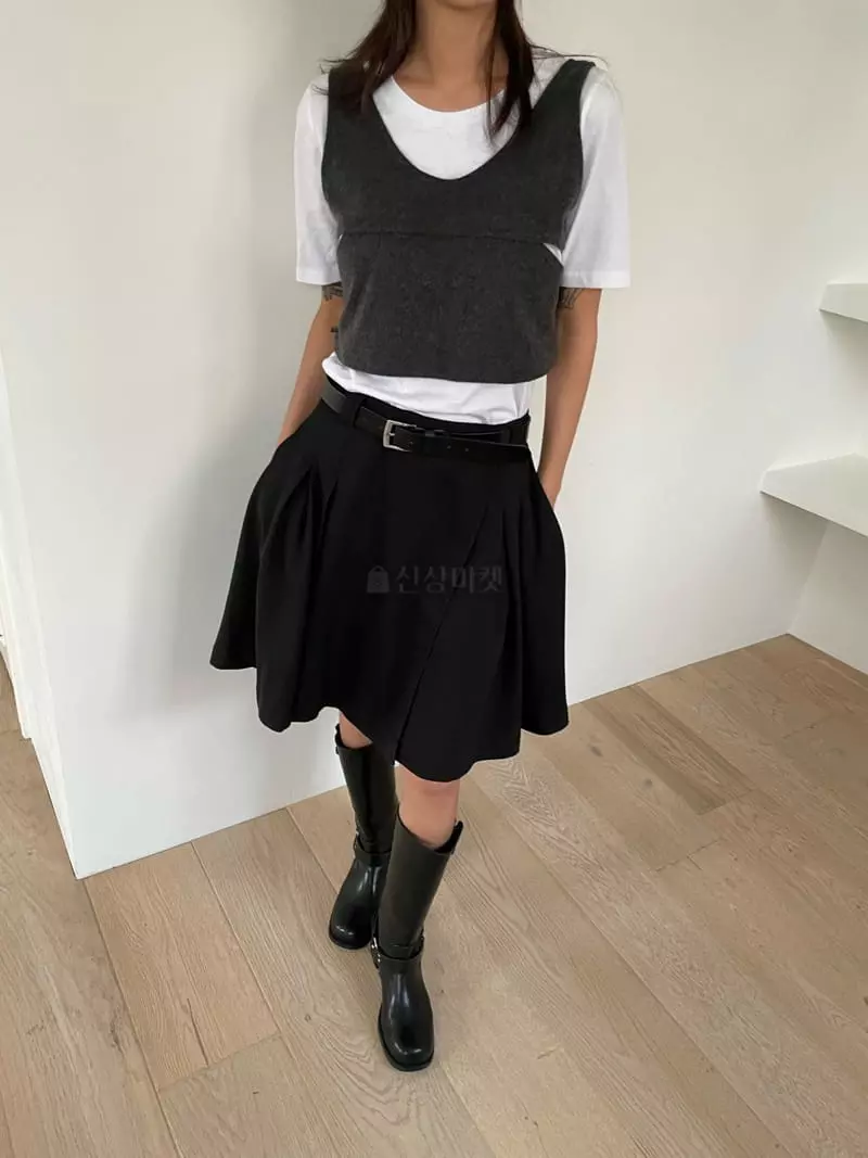Fossette - Korean Women Fashion - #pursuepretty - Angora Slit Vest - 9