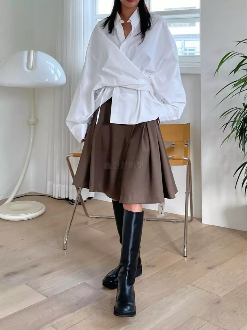 Fossette - Korean Women Fashion - #womensfashion - Boxy Wrap Shirt - 5