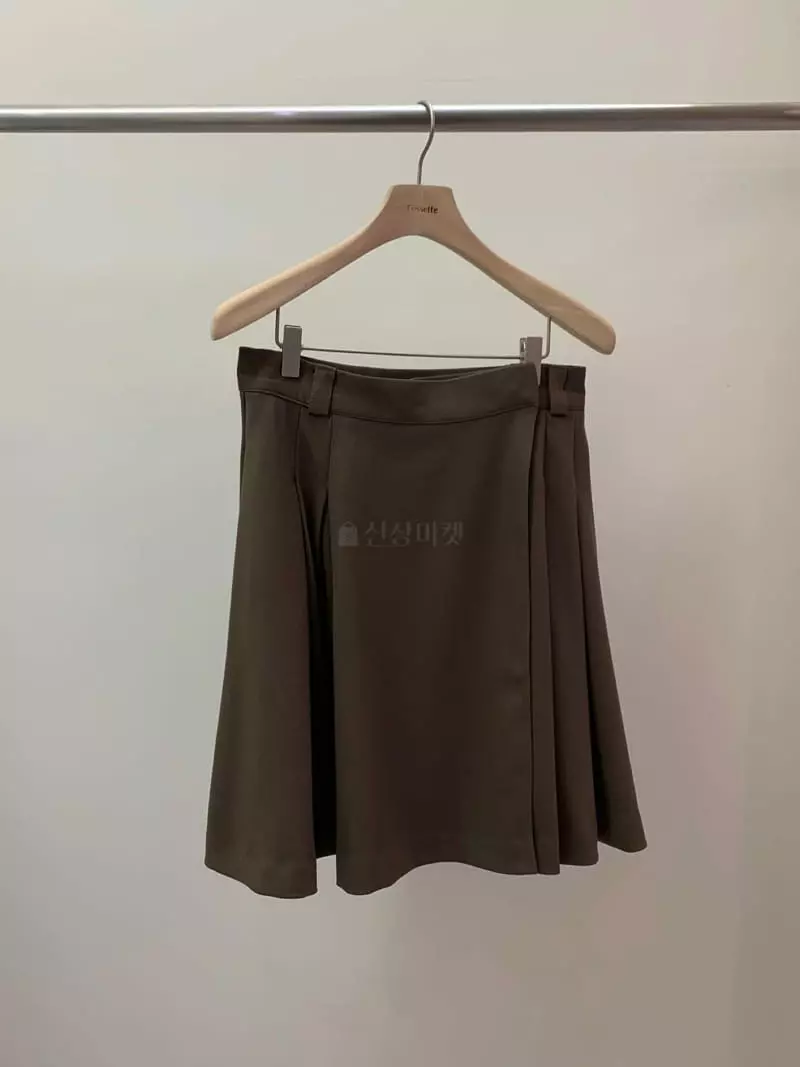Fossette - Korean Women Fashion - #momslook - Pleat Wrap Skirt - 4