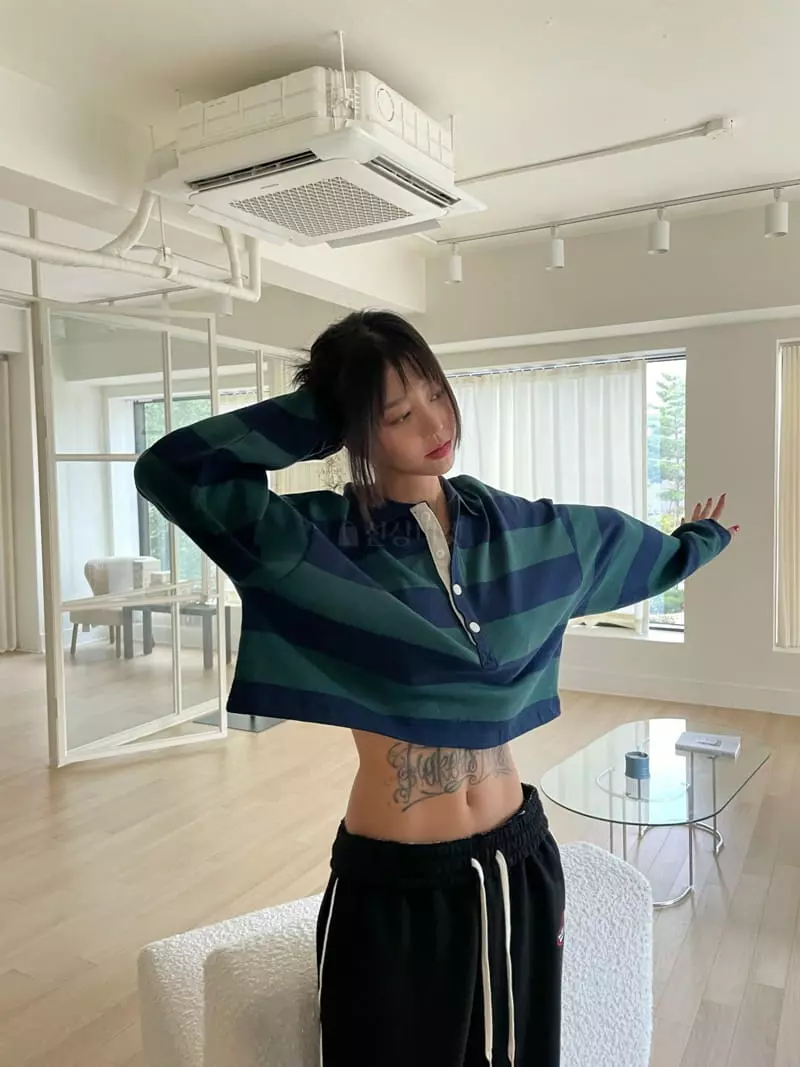 Fossette - Korean Women Fashion - #womensfashion - Stripes Crop Tee - 6