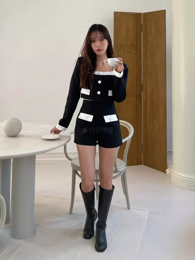 Four Eight - Korean Women Fashion - #momslook - Twid Square Jacket