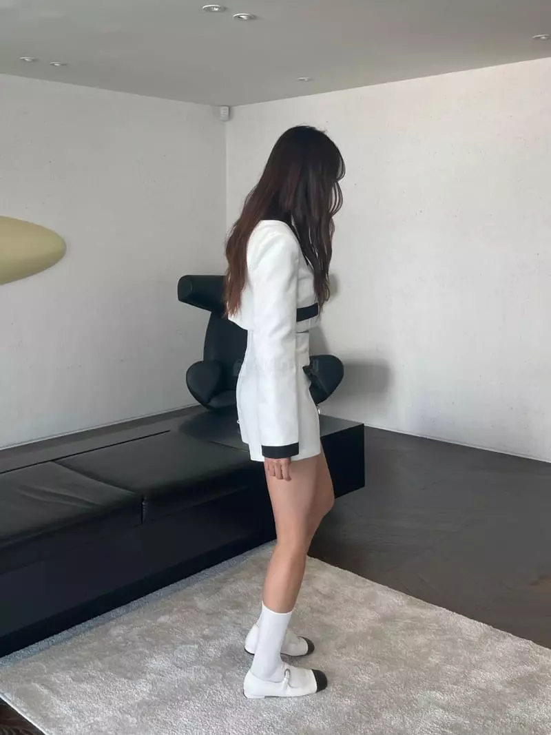 Four Eight - Korean Women Fashion - #momslook - Twid Square Jacket - 5