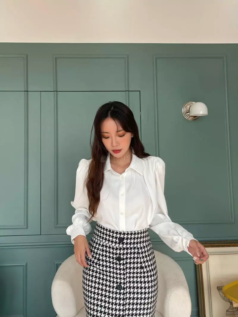 Four Eight - Korean Women Fashion - #momslook - Classic Puff Blouse
