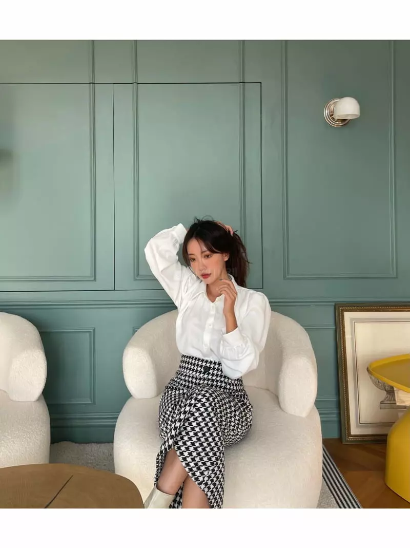 Four Eight - Korean Women Fashion - #momslook - Classic Puff Blouse - 3