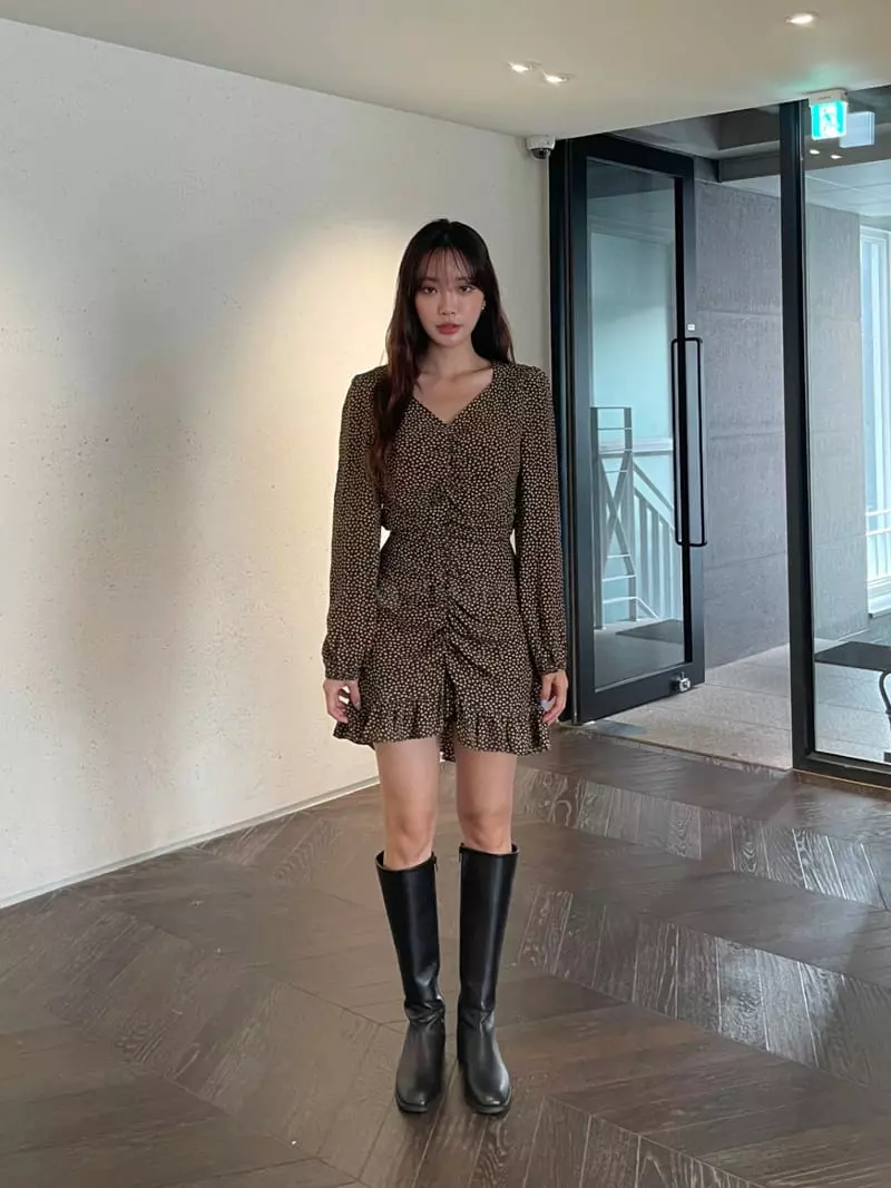 Four Eight - Korean Women Fashion - #momslook - Yommy Shirring One-piece - 2