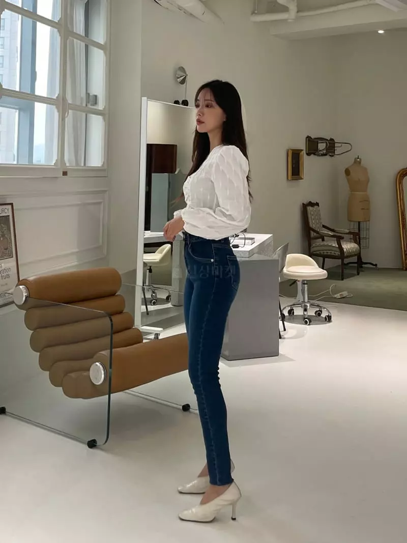 Four Eight - Korean Women Fashion - #momslook - Anna Blouse - 3