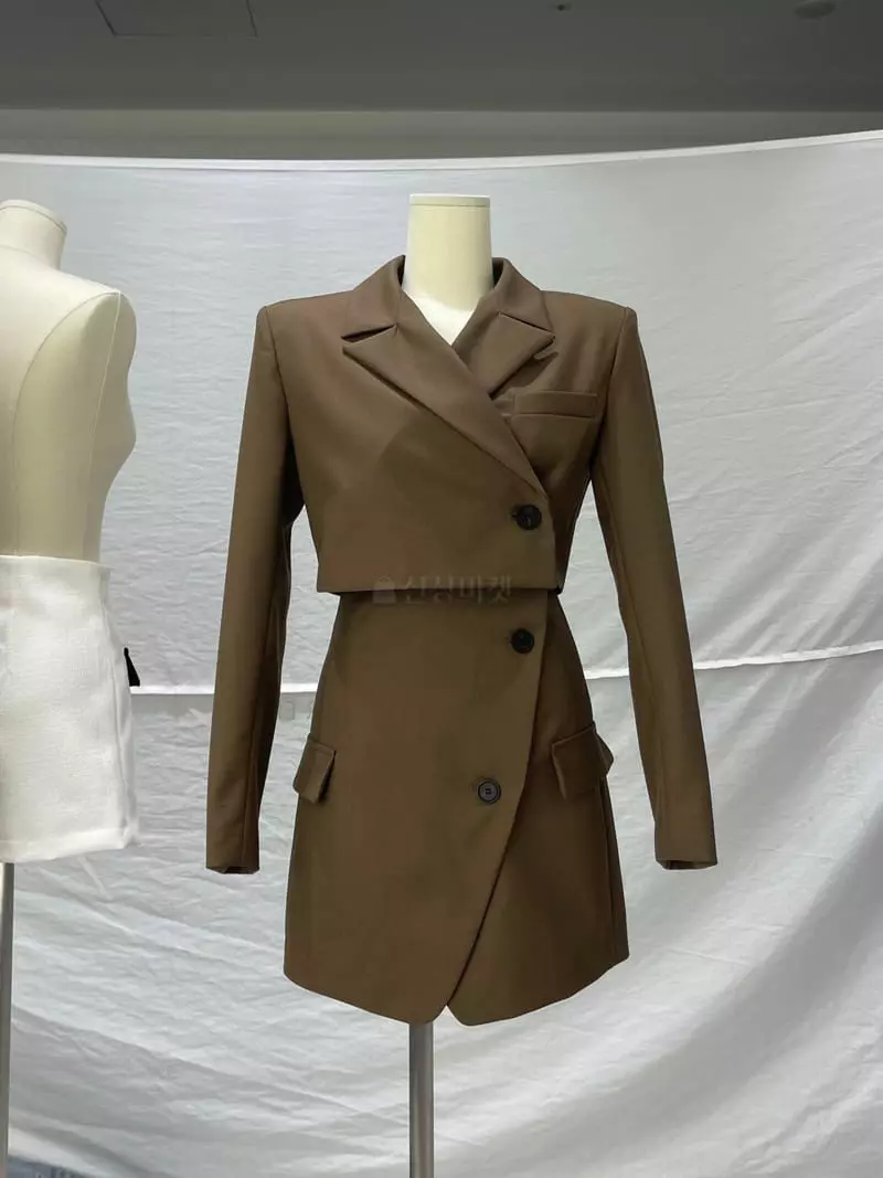 Four Eight - Korean Women Fashion - #momslook - Beth Crop Jacket - 9