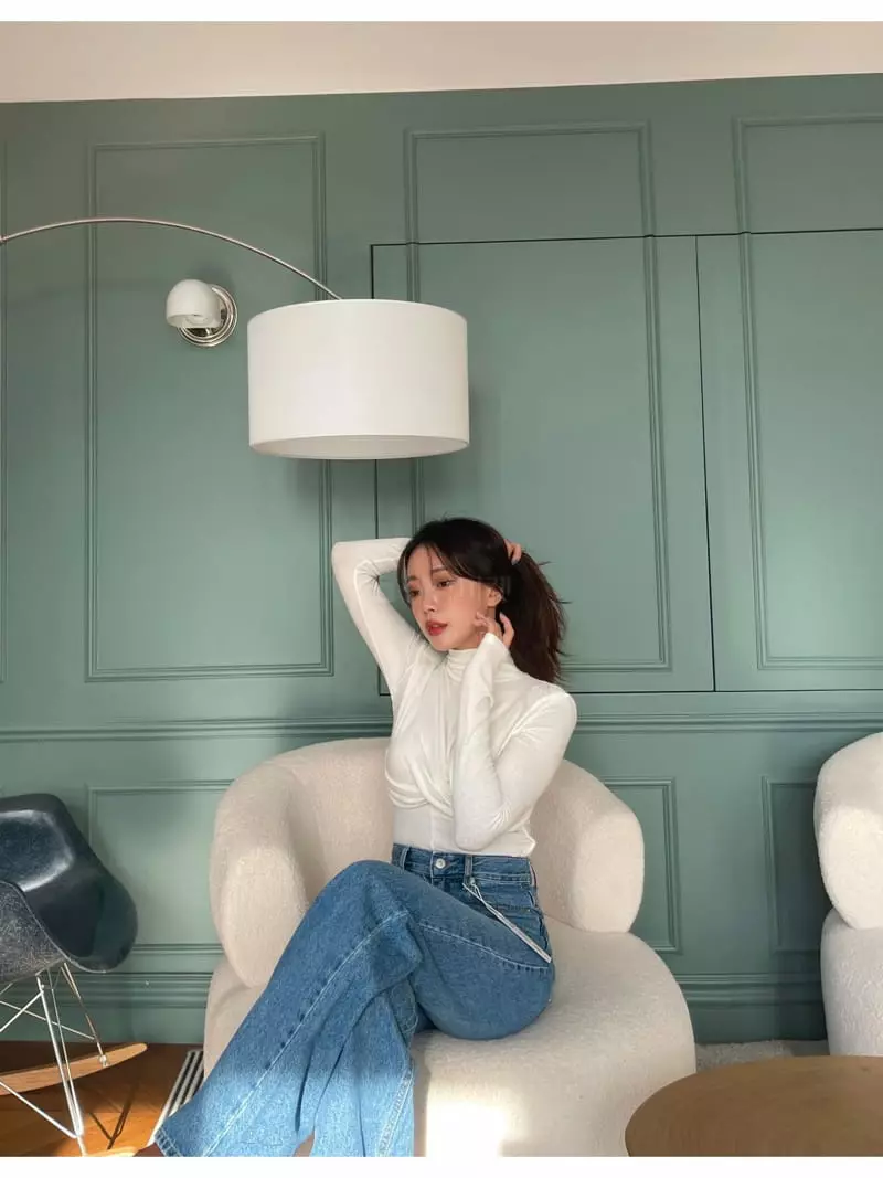 Four Eight - Korean Women Fashion - #momslook - Twist Turtleneck Tee - 3