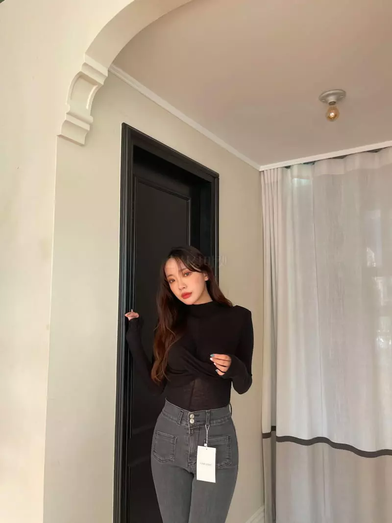 Four Eight - Korean Women Fashion - #momslook - Twist Turtleneck Tee - 7