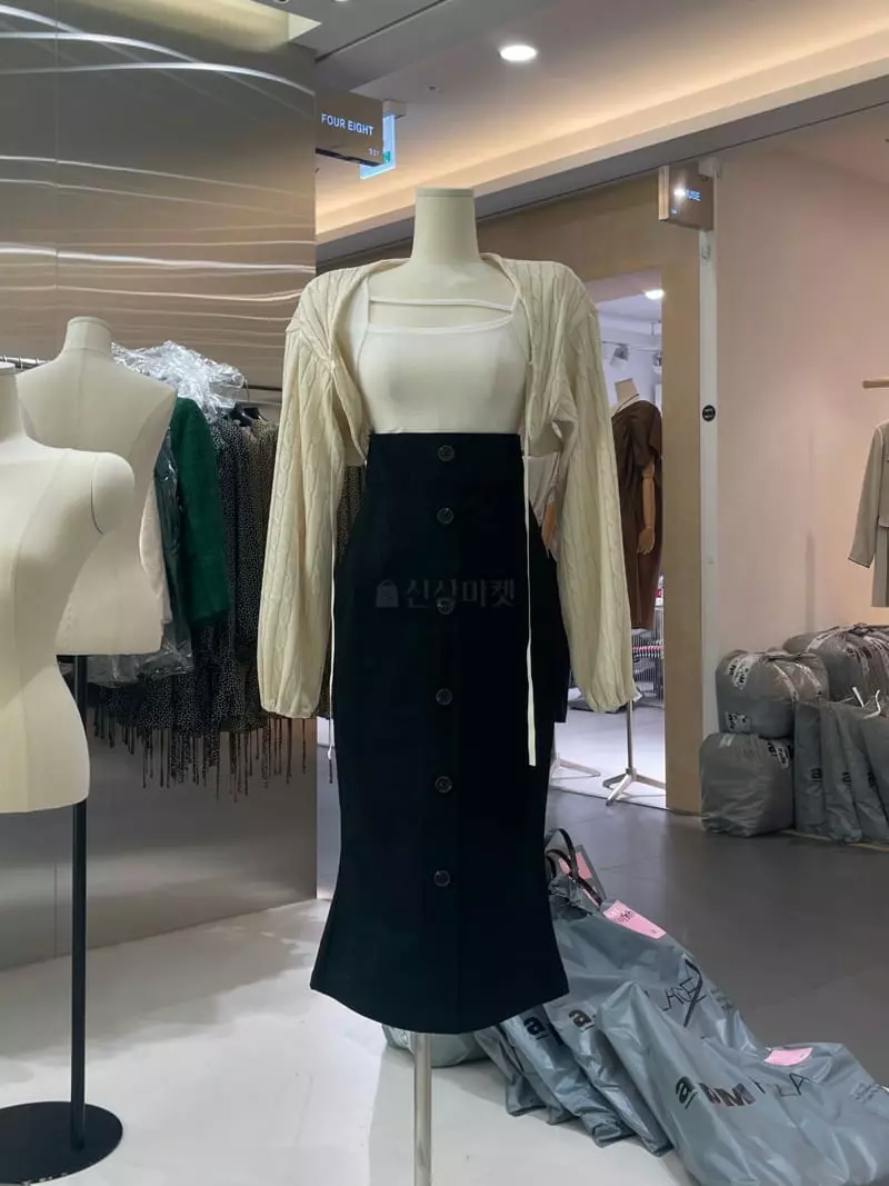 Four Eight - Korean Women Fashion - #womensfashion - Twist Bolero Cardigan - 11