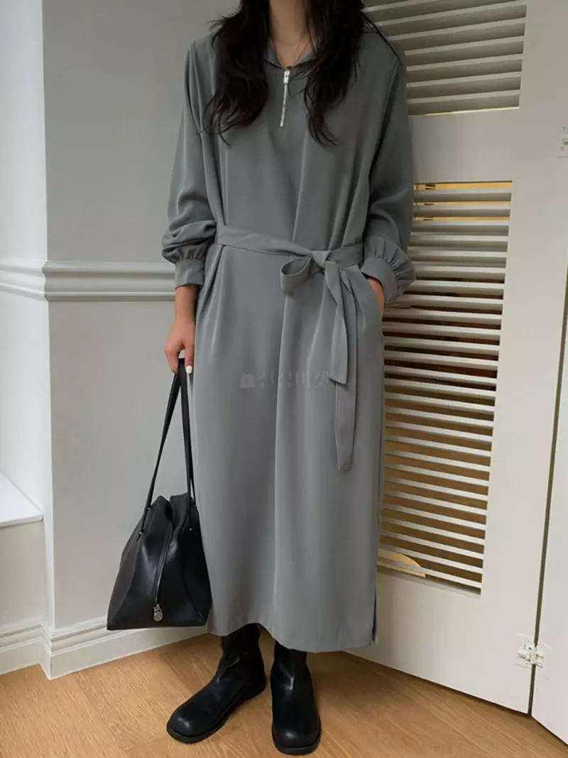 Fre - Korean Women Fashion - #restrostyle - Collar Zip-up One-piece - 5