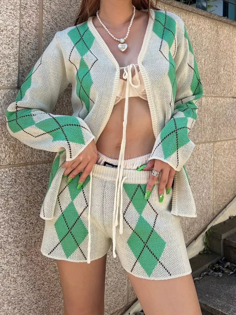 Gateless - Korean Women Fashion - #momslook - Argyle Set - 2
