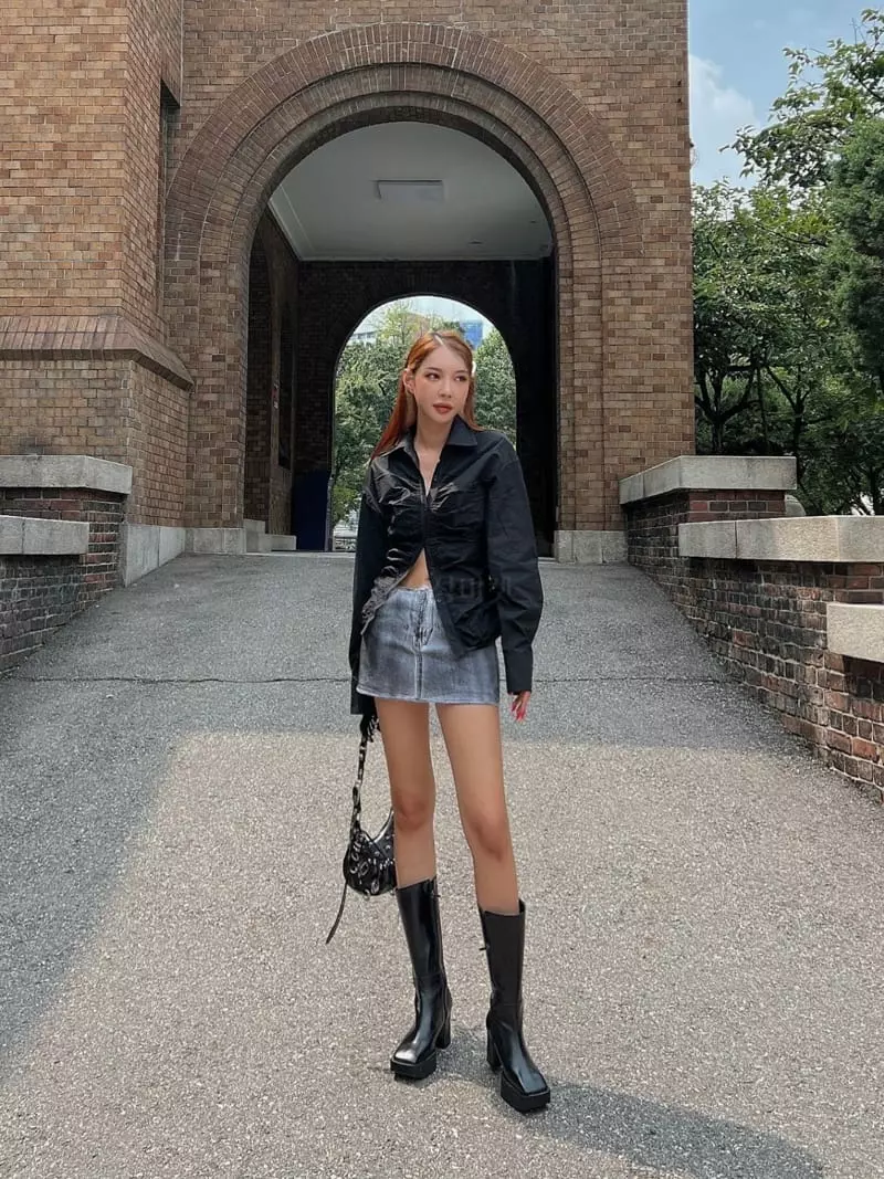 Gateless - Korean Women Fashion - #restrostyle - Rinkle Shirt - 3