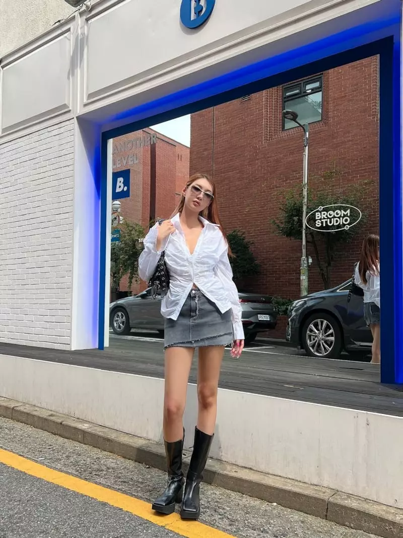 Gateless - Korean Women Fashion - #restrostyle - Rinkle Shirt - 4