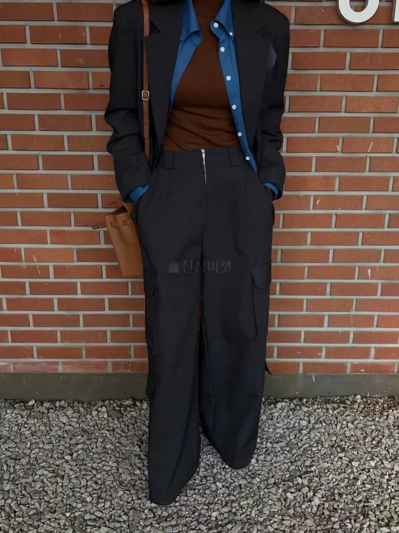 Gentlewoman - Korean Women Fashion - #restrostyle - Burning Cargo Pants - 4