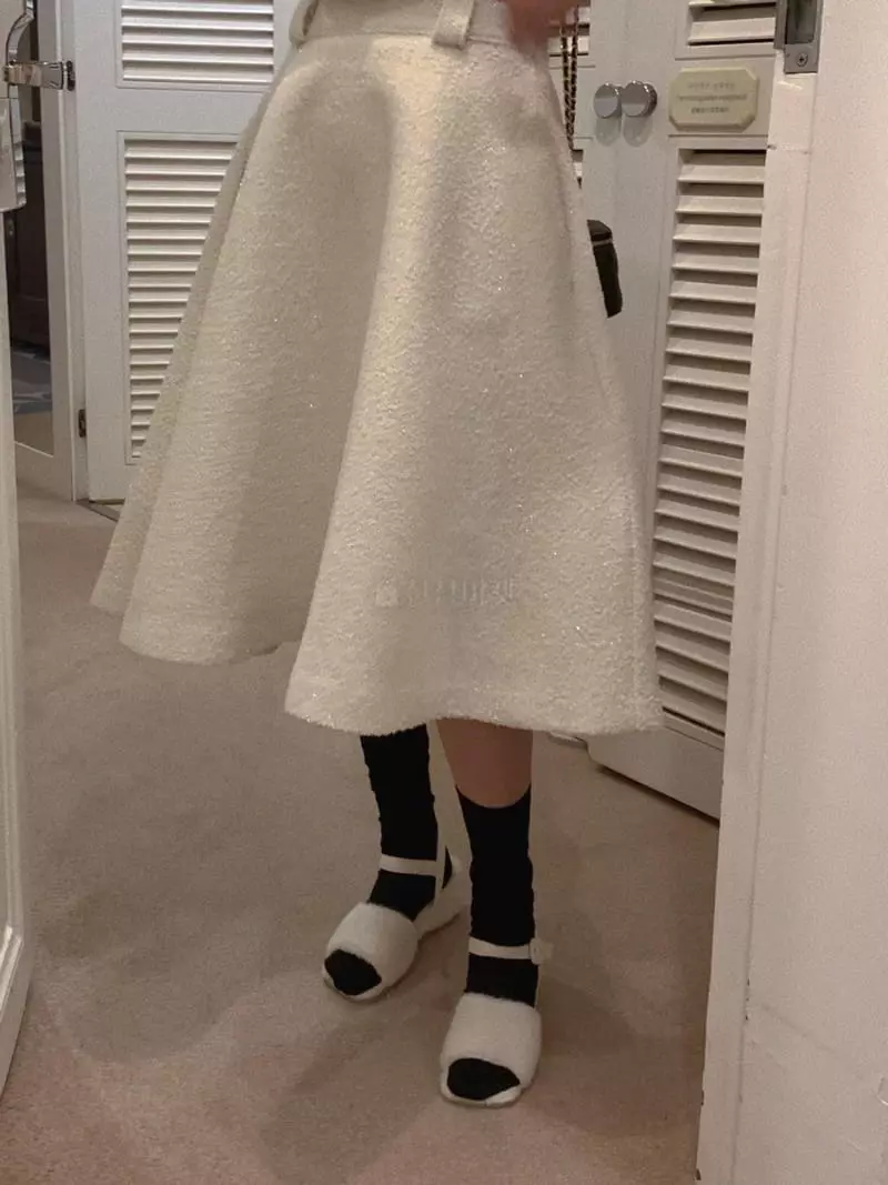 Gentlewoman - Korean Women Fashion - #momslook - Bena Skirt - 4