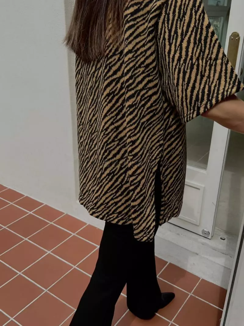 Ginger - Korean Women Fashion - #momslook - Zebra Knit Tee - 10