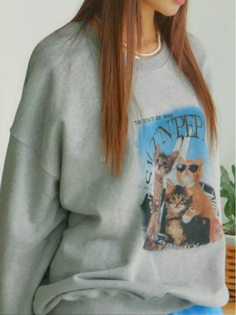Ginger - Korean Women Fashion - #momslook - Kitty Sweatshirt - 2
