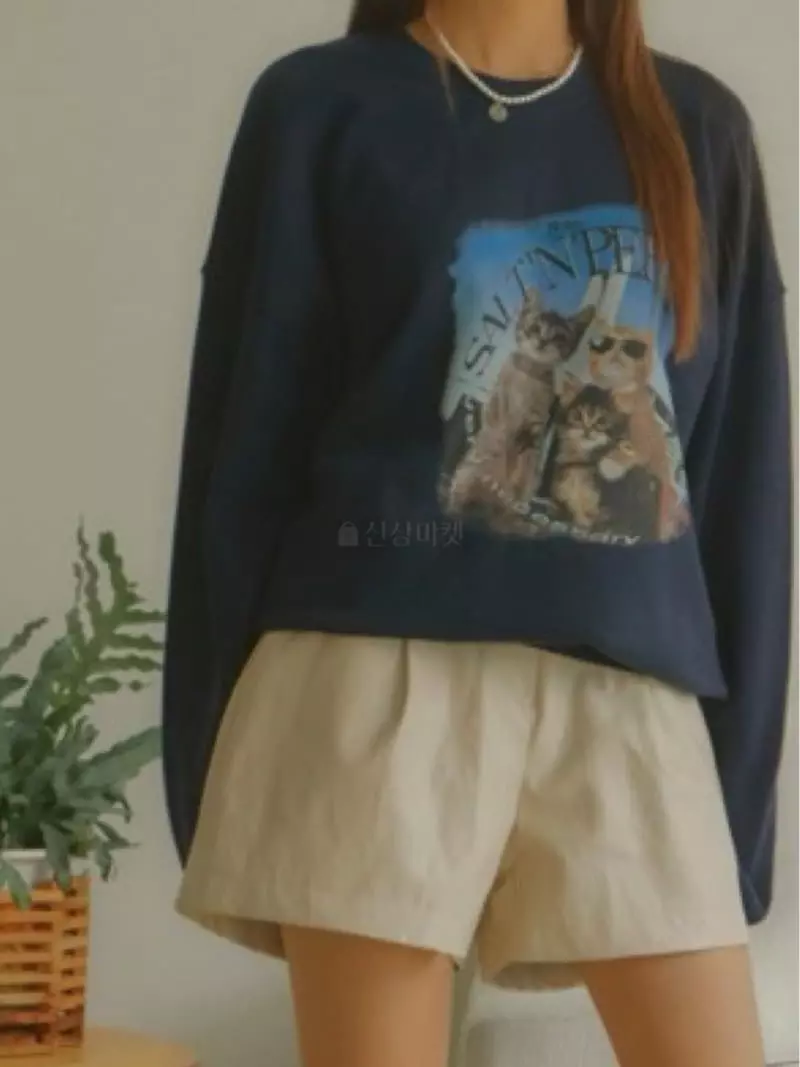 Ginger - Korean Women Fashion - #momslook - Kitty Sweatshirt - 6