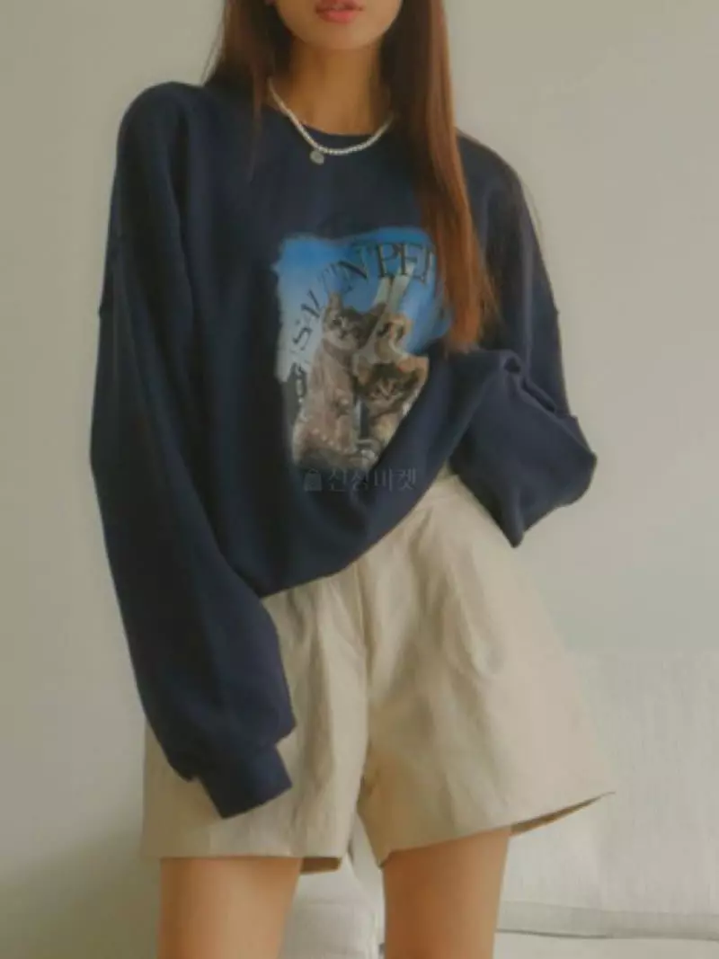Ginger - Korean Women Fashion - #momslook - Kitty Sweatshirt - 7