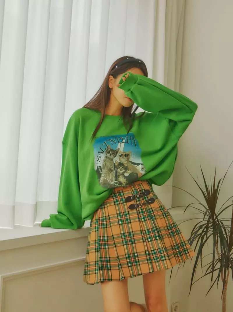 Ginger - Korean Women Fashion - #womensfashion - Kitty Sweatshirt - 5