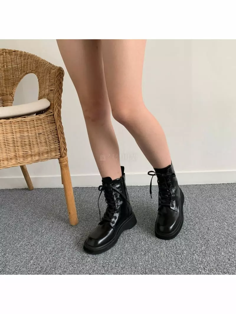 Golden Shoe - Korean Women Fashion - #momslook - RD064 Boots - 2