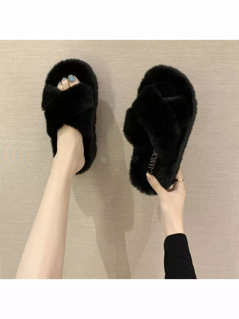 Golden Shoe - Korean Women Fashion - #momslook - R7022 Slippers
